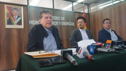 Ministros de Estado en conferencia de prensa