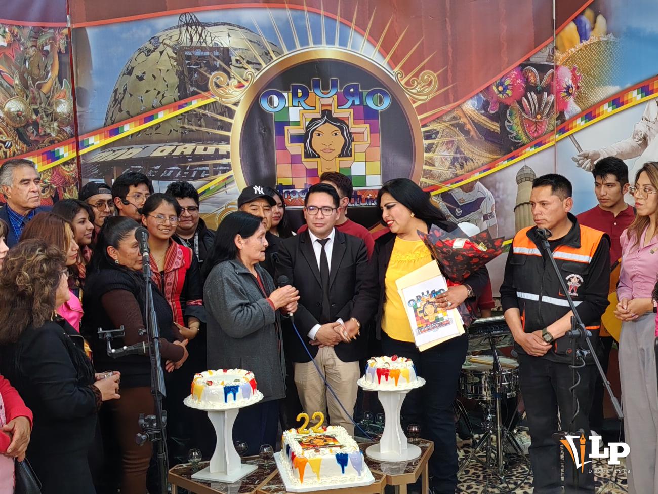 Acto d e Oruro Tradición y Cultura
