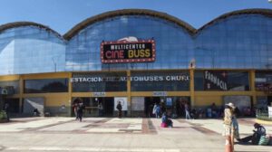 Ingreso principal de la Estación de Autobuses Oruro
