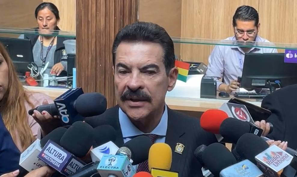 Manfred Reyes Villa