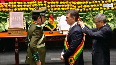 Paz y Lara durante la posesión presidencial