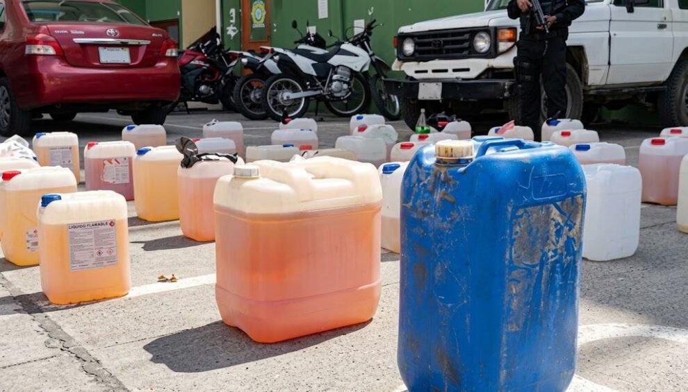 bidones de gasolina