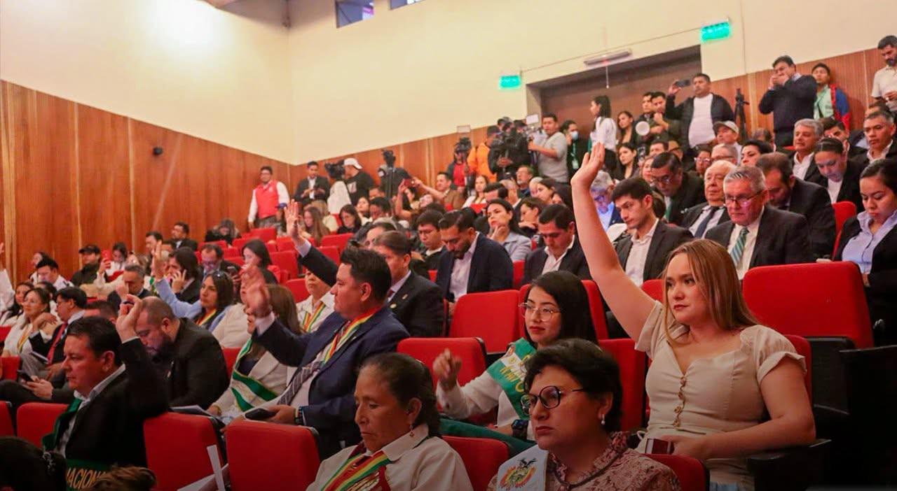 Las iniciativas fueron aprobadas por legisladores de todo el país