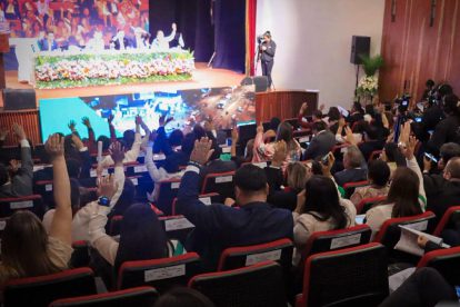 La sesión fue realizada en Santa Cruz como parte de los actos legislativos por la efeméride departamental