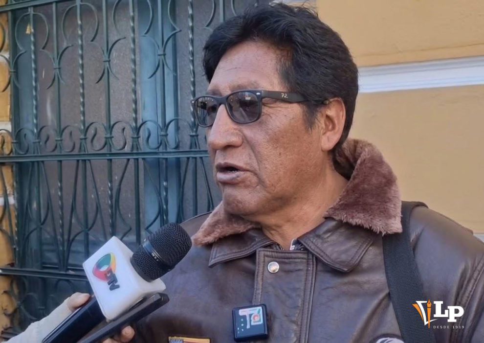 El dirigente del Transporte Pesado en conferencia de prensa