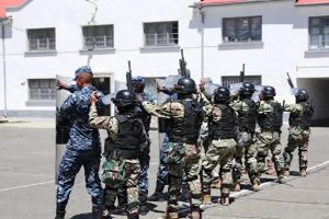 militares