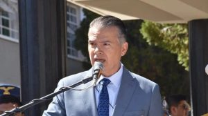Ministro de Defensa, Ernesto Justiniano