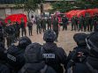 Una formación de policías antidisturbios bolivianos