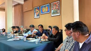 Ministro de Obras Públicas reunidos con dirigentes nacionales del transporte