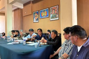 Ministro de Obras Públicas reunidos con dirigentes nacionales del transporte