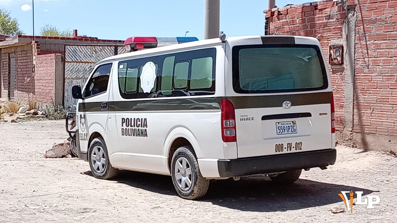 policía en investigación de hecho