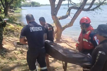 Personal de bomberos y unidades de emergencia
