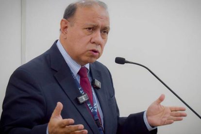 El director de la Autoridad de Regulación y Fiscalización de Telecomunicaciones y Transportes (ATT), Carlos Agreda