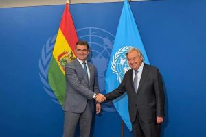 António Guterres y Rodrigo Paz