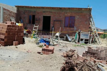 Familia encuentra sin vida a adulta mayor encerrada con candado en su habitación