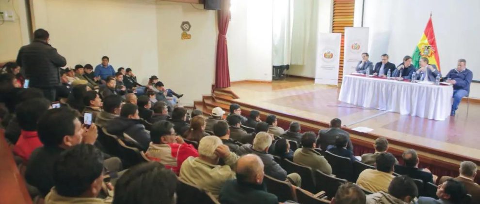 reunion de choferes y el gobierno