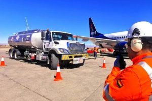 Un cisterna con combustible