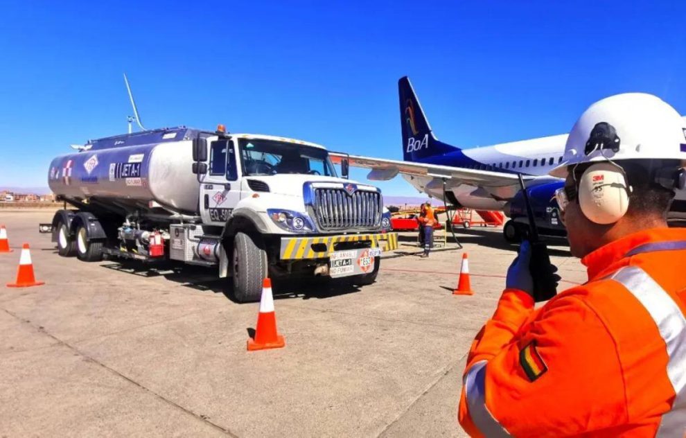 Un cisterna con combustible