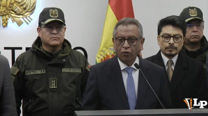 El ministro Oviedo en conferencia de prensa