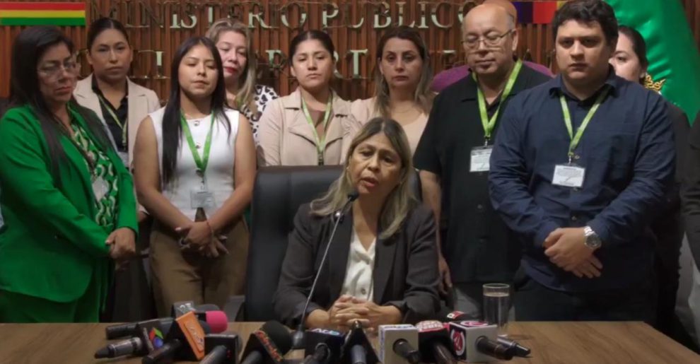 Conferencia de prensa brindada por la nueva fiscal departamental de Santa Cruz, Mabel Andrade