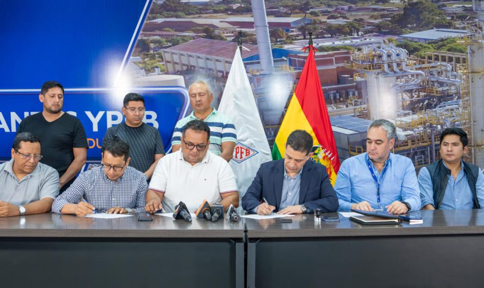 Reunión de autoridades