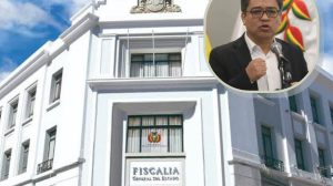 El vocero presidencial José Luis Galvez denunció que el sistema de la Fiscalía fue cerrado
