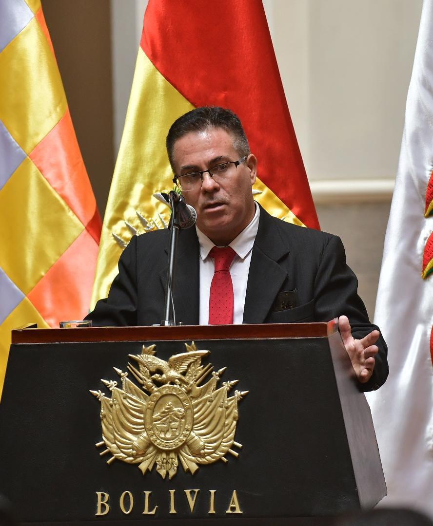 José Armando Urioste