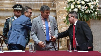 El Presidente Paz y el Fiscal General interino Urioste