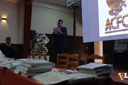 conferencia de prensa de la ACFO
