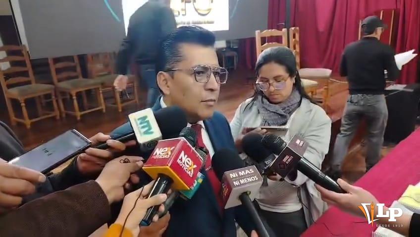 conferencia de prensa de la ACFO