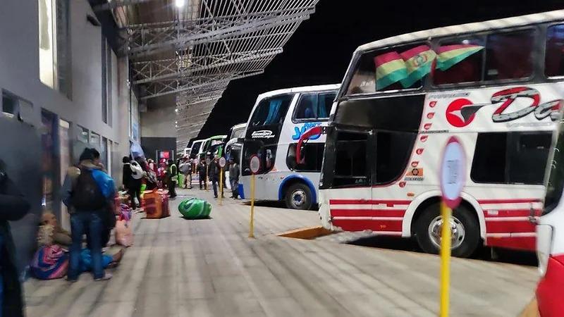 Gobierno, ATT y transportistas se reúnen este miércoles para fijar el nuevo costo de los pasajes interdepartamentales