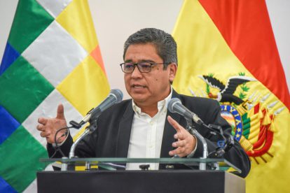 El vocero presidencial en conferencia de prensa