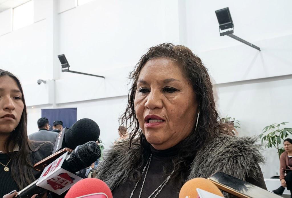 La diputada Jiménez en conferencia de prensa