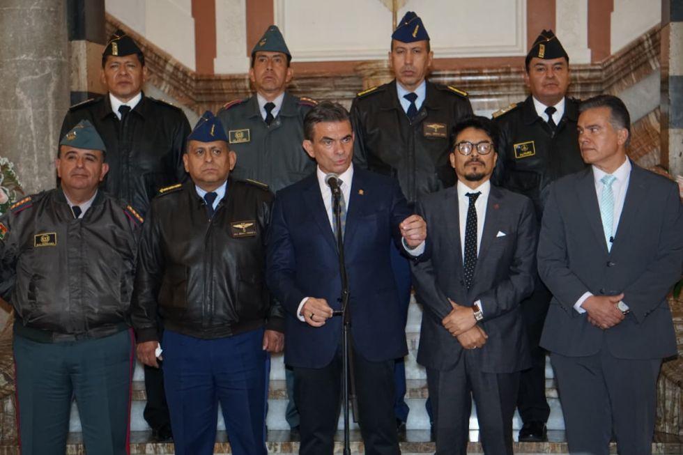 Presidente Rodrigo Paz (abajo al centro) dijo que esta fue la quinta reunión del Cosdep en la historia