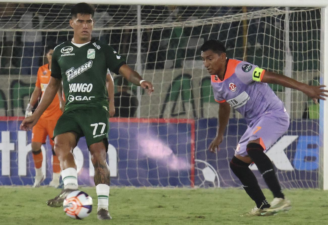División Profesional 2026, Club Oriente Petrolero, FC Universitario