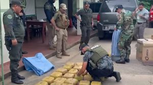 Personal de la Felcn y el Ministerio Público