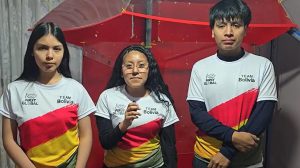 Tres adolescentes