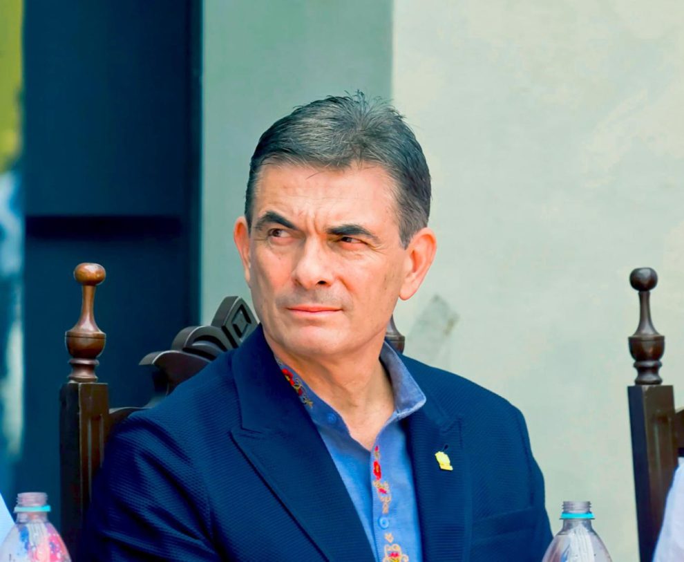 RODRIGO PAZ