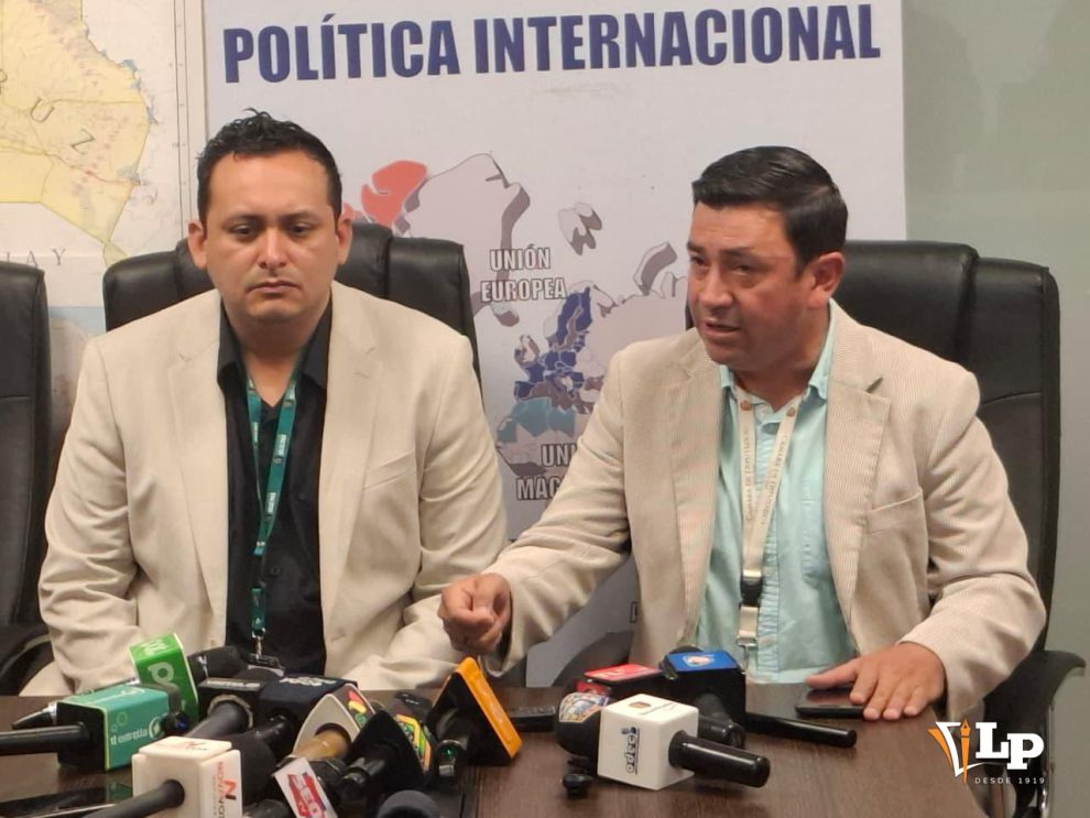 El presidente de la Brigada Parlamentaria de Beni en conferencia de prensa