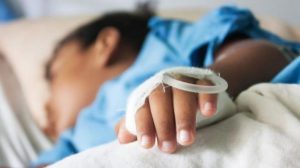 Menor de tres años permanece en terapia intensiva tras sufrir una severa agresión.
