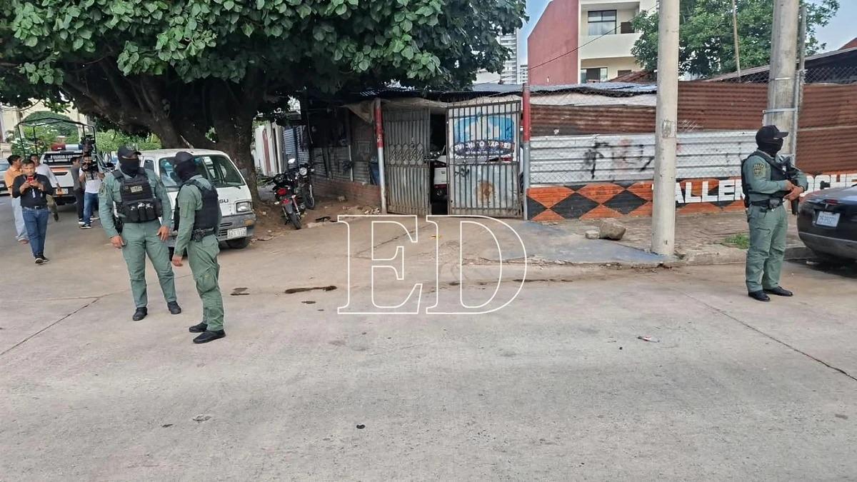 Hombre muere baleado en un taller