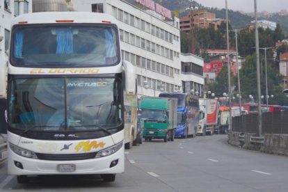 Fila de transporte de alto tonelaje
