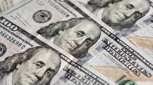 Billetes de dólares americanos