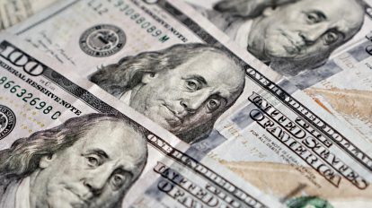 Billetes de dólares americanos