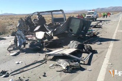 Accidente de tránsito, con 5 fallecidos, en la carretera que conecta Oruro con Cochabamba