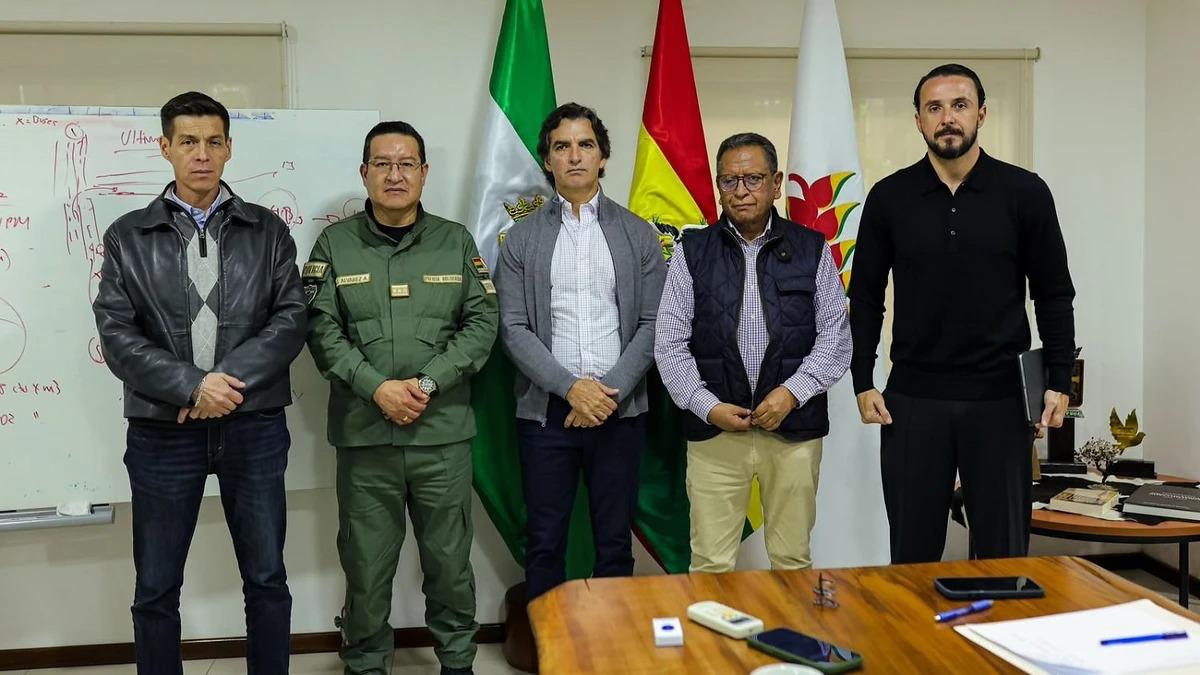 Gobierno, Policía, Gobernación y Alcaldía