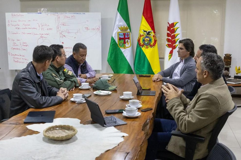 Gobierno, Policía, Gobernación y Alcaldía