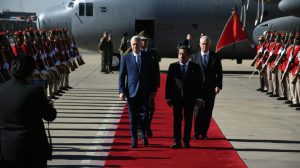 El presidente de Chile, José Antonio Kast, en el aeropuerto de El Alto