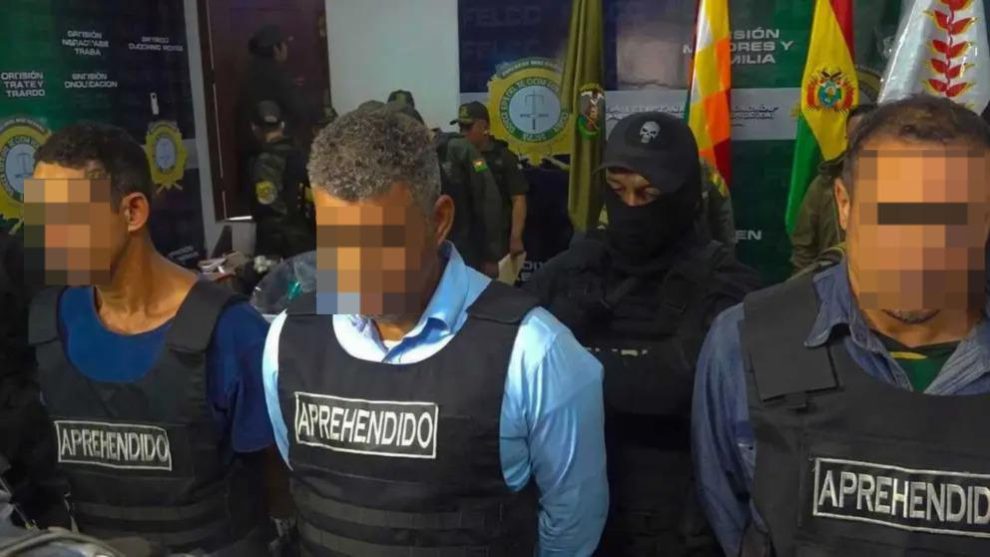 Los tres extranjeros enviados a prisión por el atraco a una joyería en Santa Cruz