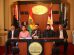 Gobernador de Chuquisaca, Luis Ayllón (c), informa sobre decreto de tarifas de transporte